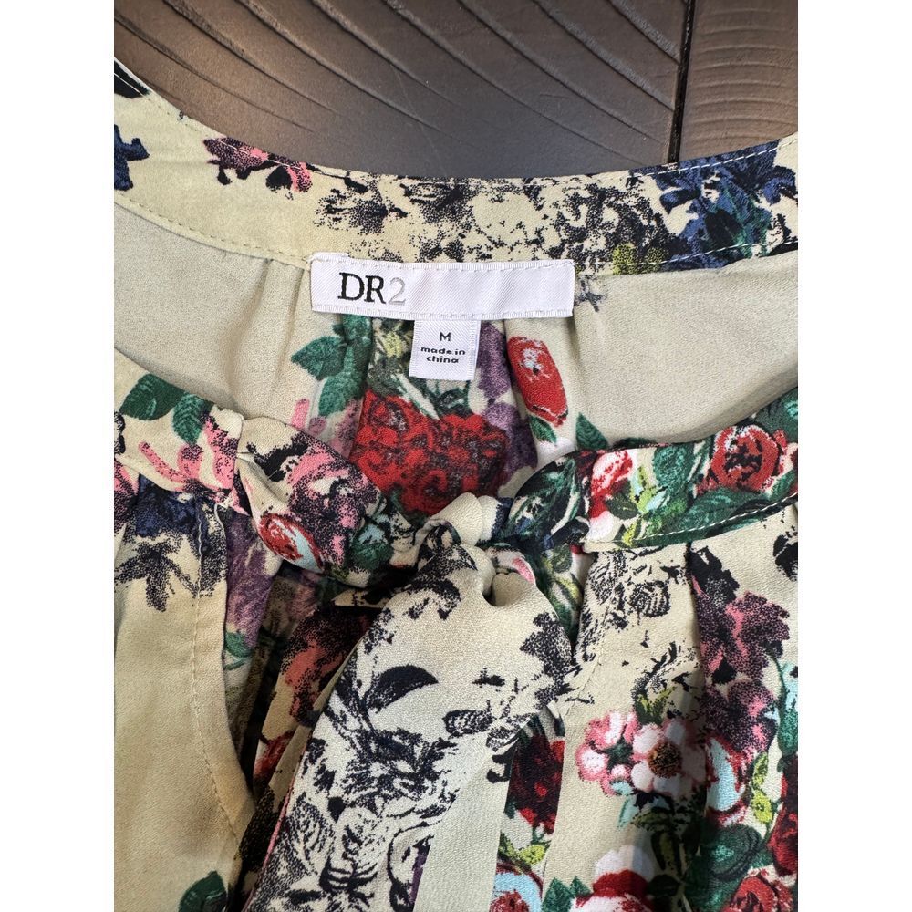 DR2 Romantic Floral‎ Print Long Sleeve Tie-Neck Tunic Medium - Picture 3 of 4